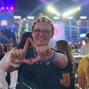 Meet your Posher, Stacy